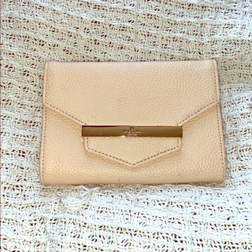 Kate Spade ♠️ Light pink wallet NWOT